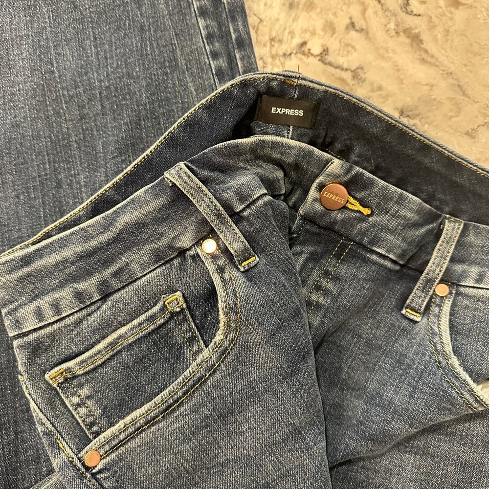 Express Flexed Raw Hem Jeans